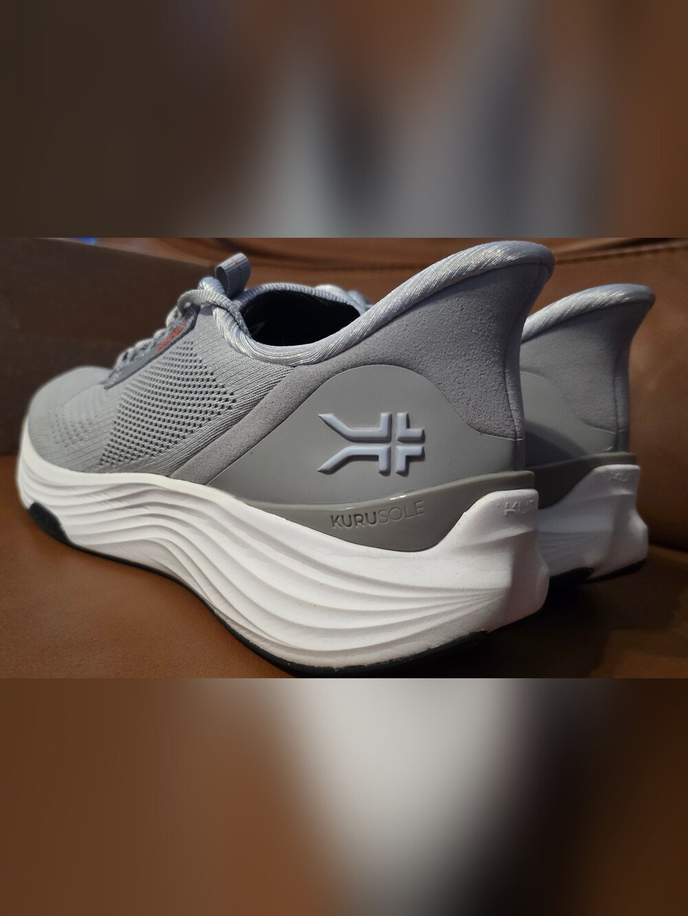 Kuru Atom Running Shoes mens 9